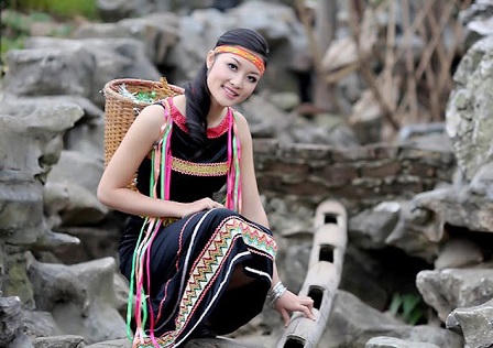 5 lý do không thể thu hồi vương miện của Triệu Thị Hà